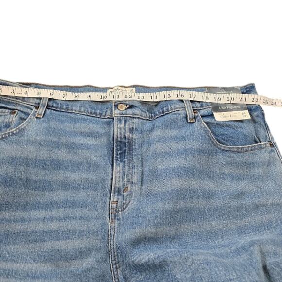 Abercrombie and fitch 90s Straight Ultra‎ High Rise Light Wash Jeans Plus Sz 22 - Picture 8 of 15